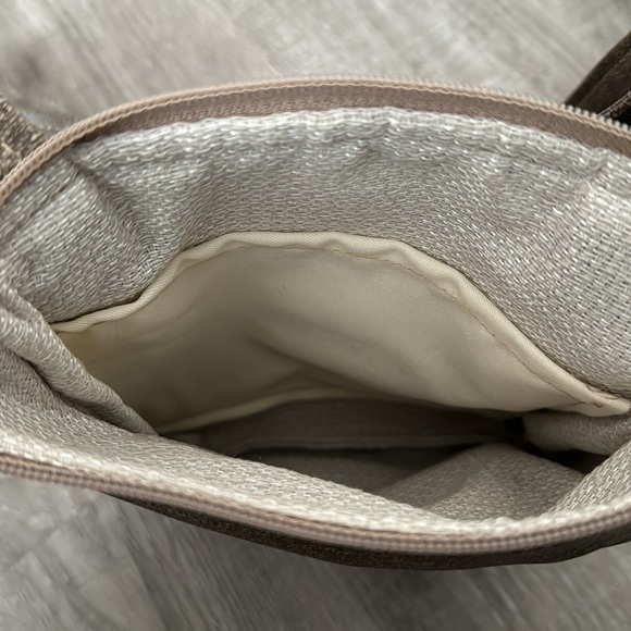 Canadian handmade purse by Echoes in the Attic - Picture 4 of 4